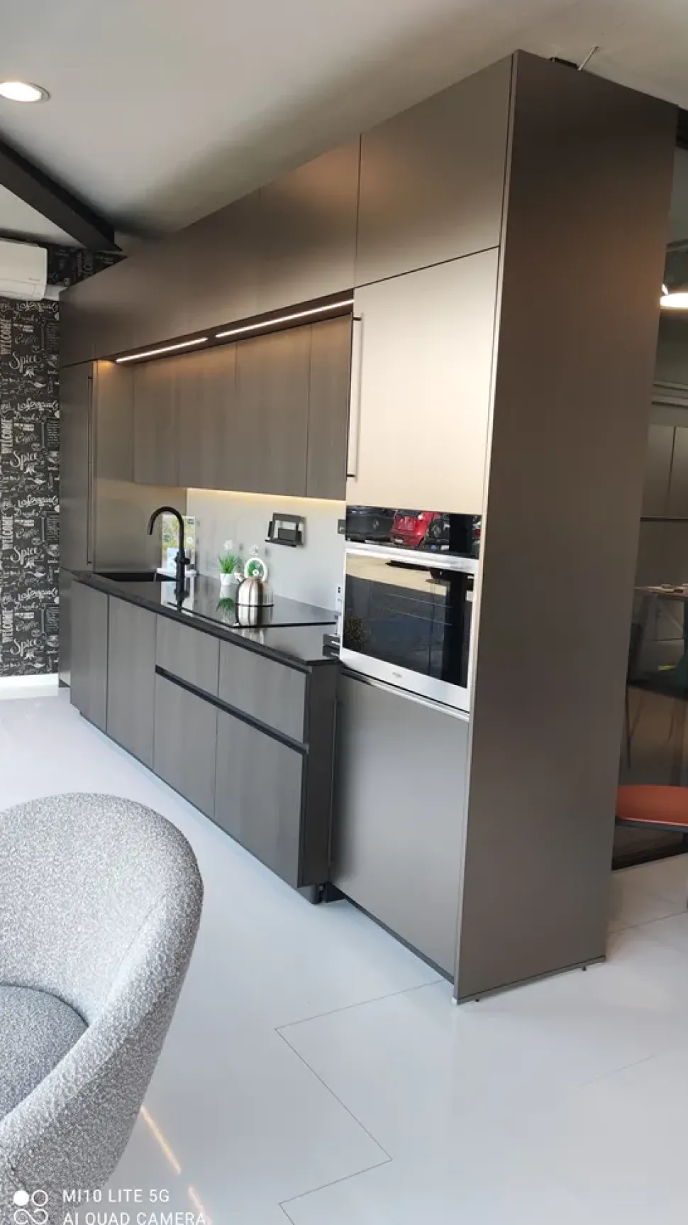 Cucina lineare moderna rovere moro Stosa Metropolis