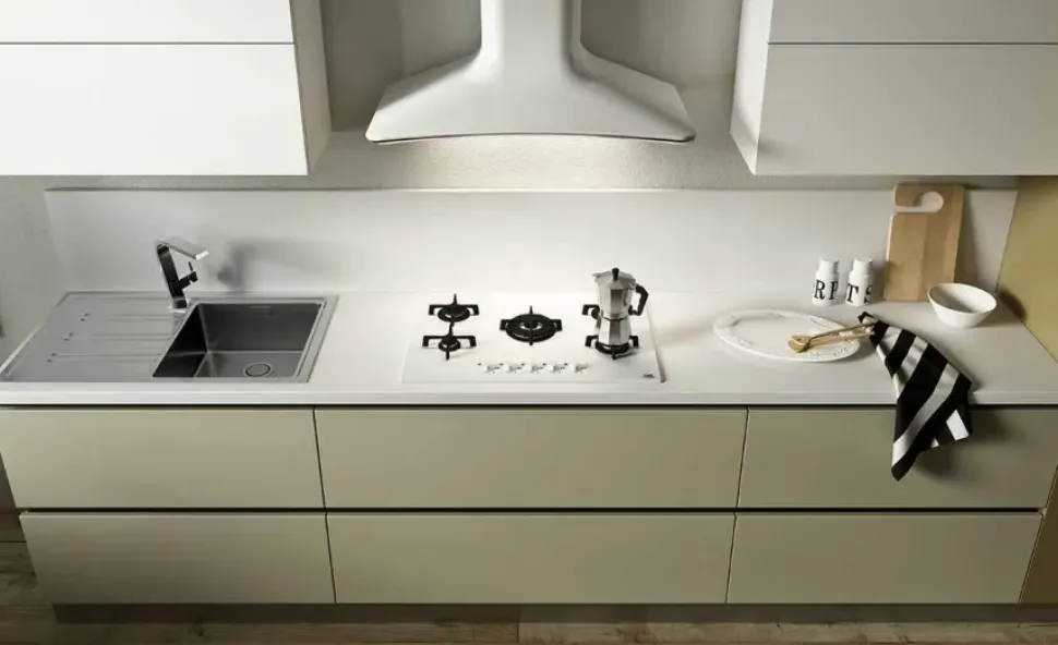 CUCINA lineare Seta Essebi laccata SCONTATA