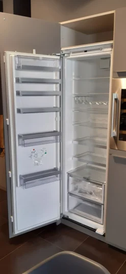 Cucina Logica l0 design grigia Valdesign lineare scontata 60%