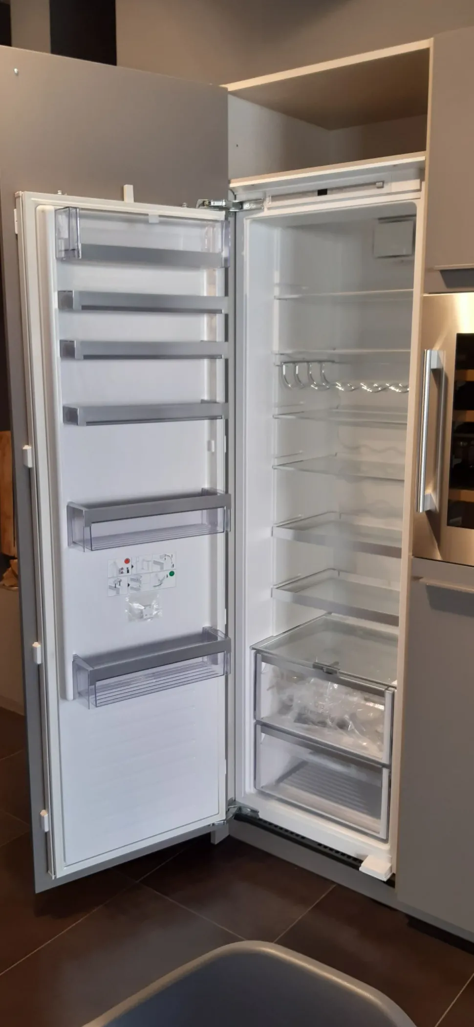 Cucina Logica l0 design grigia Valdesign lineare scontata 60%