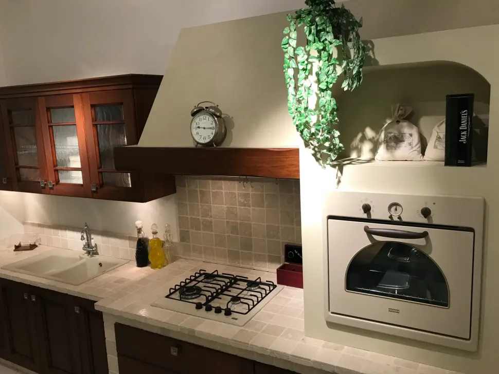 Cucina Maistri modello Carol Noce