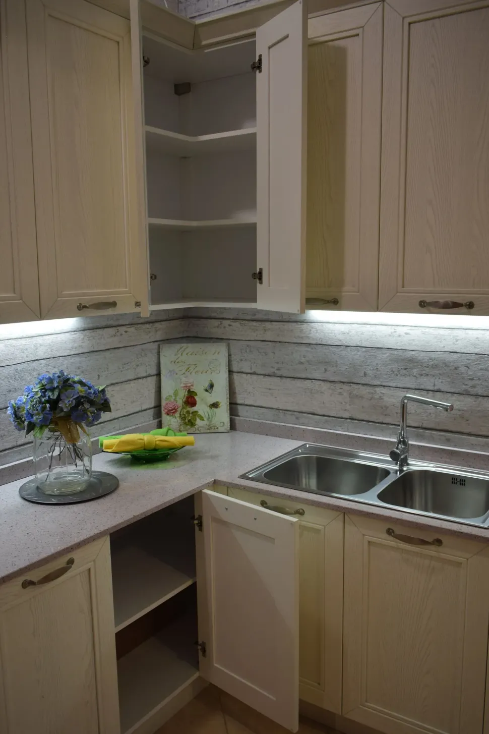 Cucina modello Apera Arredo3 PREZZO SCONTATO 50%