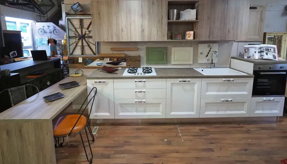 Cucina modello Cucina shabby chic lineare 4 metri con piano penisola Nuovi mondi cucine PREZZO SCONTATO 64%