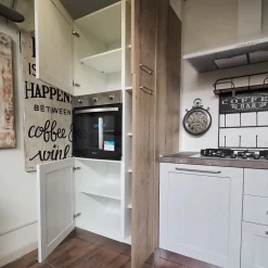 Cucina modello  cucina shabby white easy  ed  effetto rovere Collezione esclusiva PREZZO SCONTATO 42%