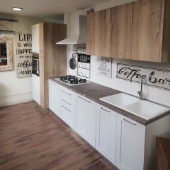 Cucina modello  cucina shabby white easy  ed  effetto rovere Collezione esclusiva PREZZO SCONTATO 42%