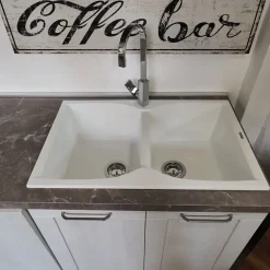 Cucina modello  cucina shabby white easy  ed  effetto rovere Collezione esclusiva PREZZO SCONTATO 42%