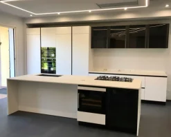 Cucina modello Ingrosso cucine moderne icm09 Primopiano cucine PREZZO SCONTATO