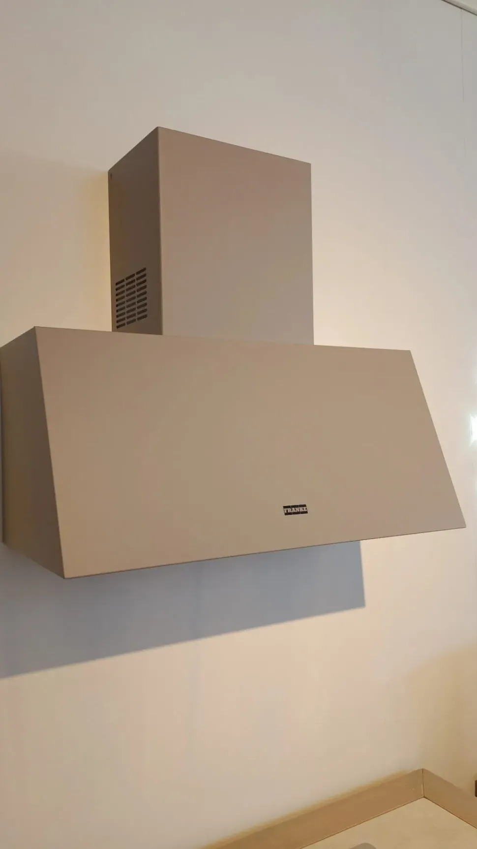 Cucina modello Mod country Falegnameria italiana PREZZO SCONTATO 40%