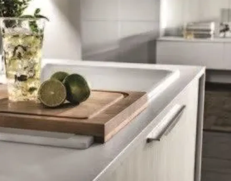 Cucina moderna ad isola Colombini casa Essenza04 a prezzo ribassato