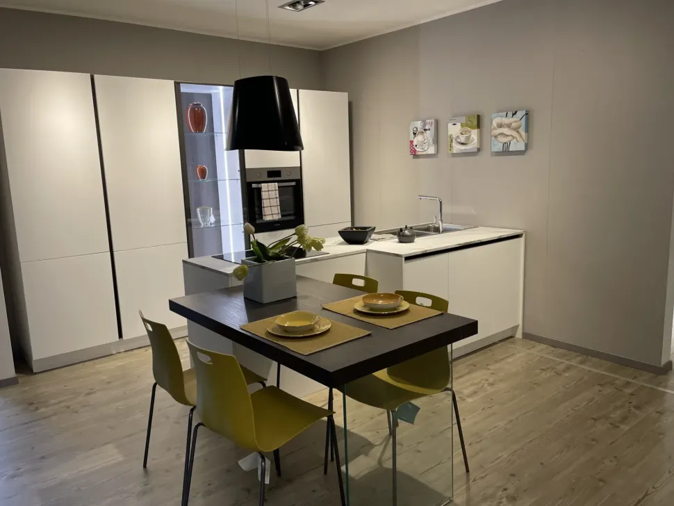 Cucina moderna con isola Mod kali Arredo3 a prezzo scontato