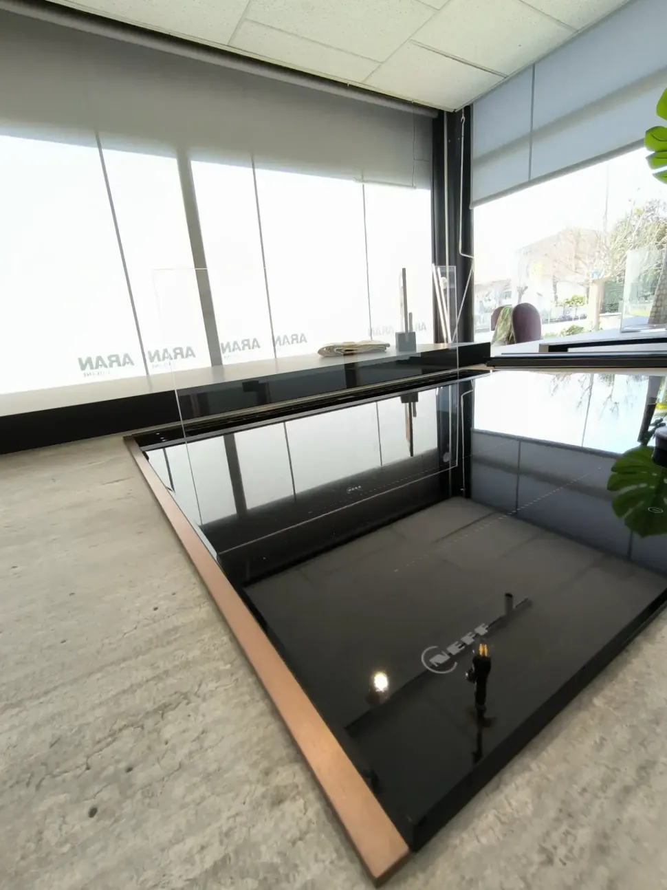 Cucina moderna con isola Lab13 Aran a prezzo ribassato