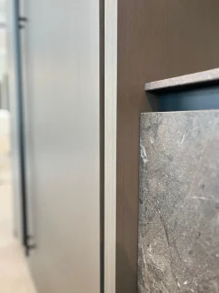 Cucina moderna con isola Aspen Doimo cucine a prezzo ribassato