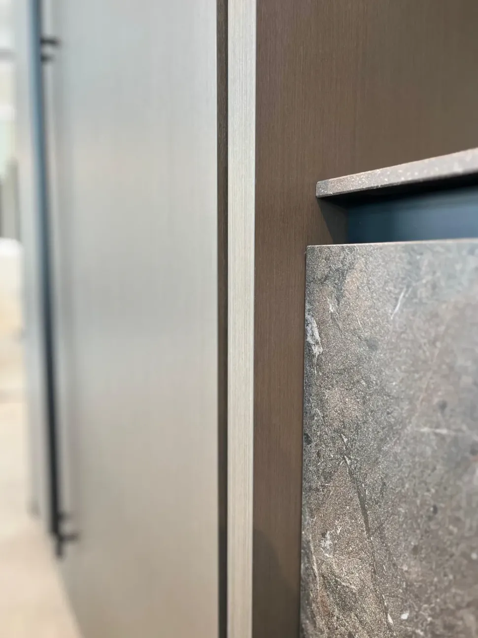 Cucina moderna con isola Aspen Doimo cucine a prezzo ribassato