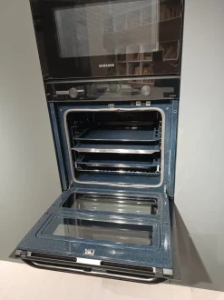 Cucina moderna con penisola Mènta Binova a prezzo scontato