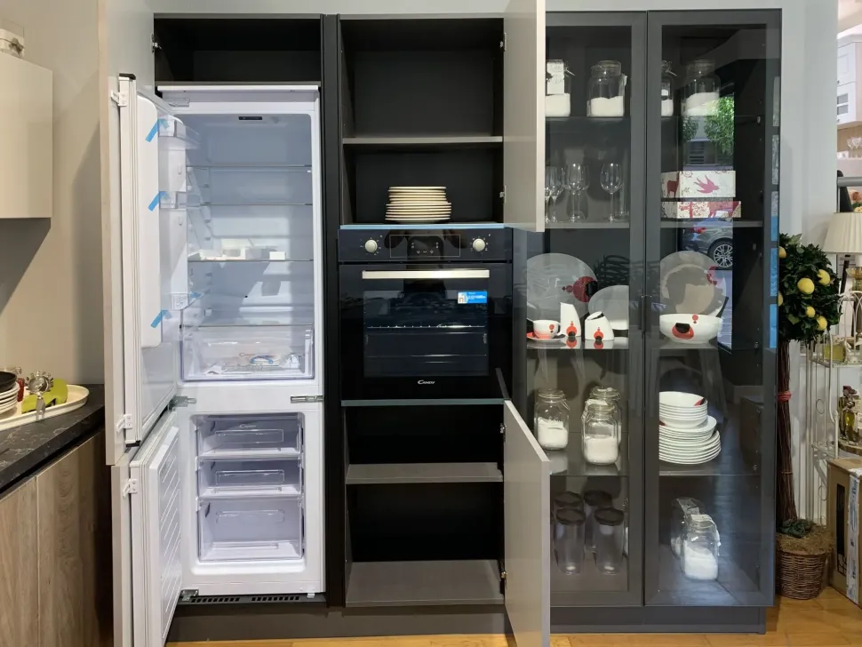 Cucina moderna con penisola Mobilturi Gaia oceano a prezzo scontato