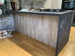 Cucina moderna con penisola Mobilturi Gaia oceano a prezzo scontato