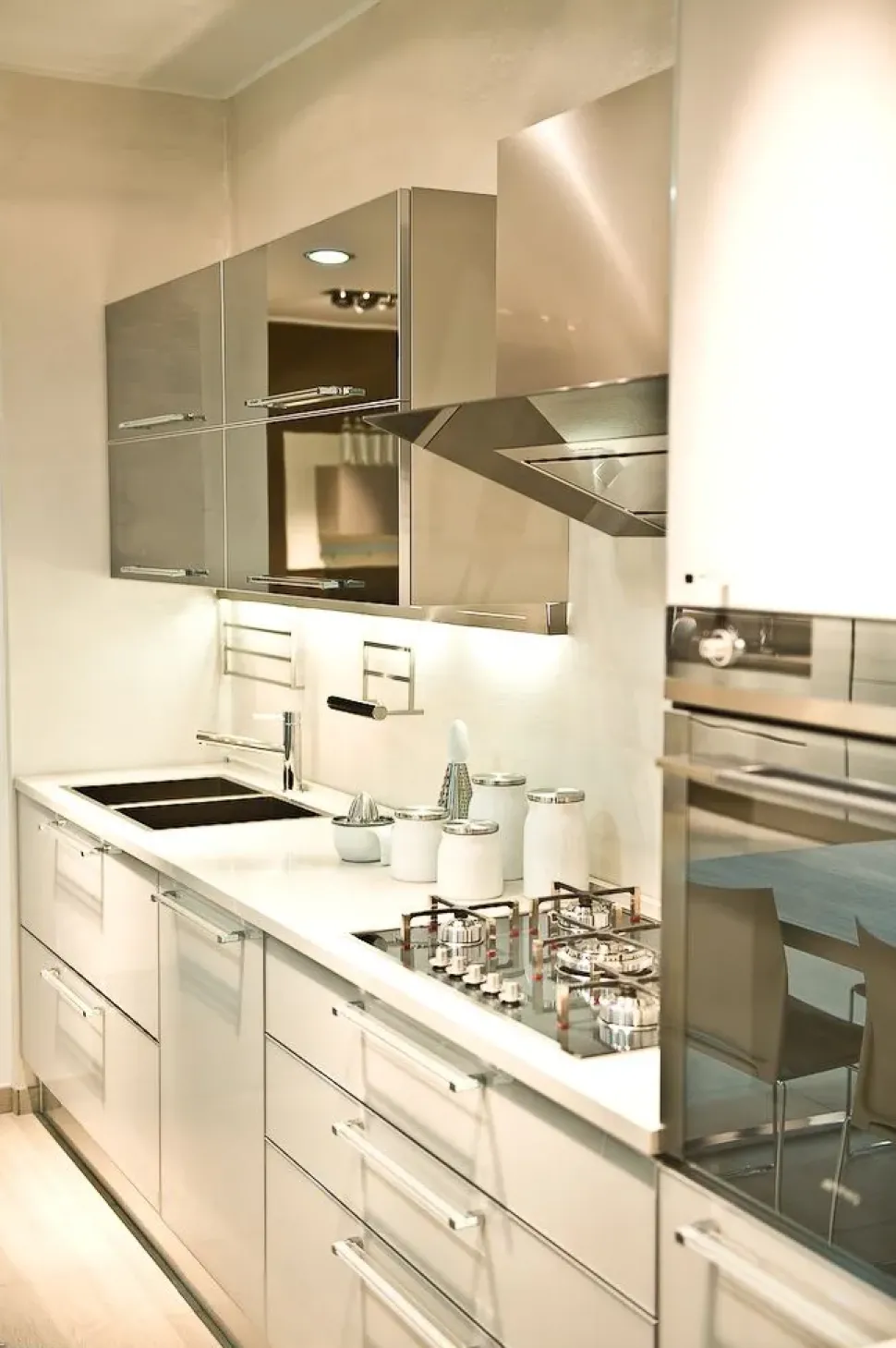 Cucina moderna lineare Diamante Veneta cucine a prezzo ribassato