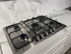 Cucina moderna lineare Dora Mobilturi a prezzo ribassato