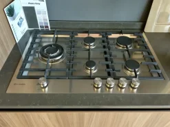 Cucina moderna lineare Miton Cucina con gole miton a prezzo ribassato