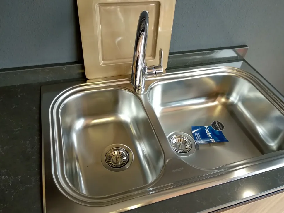 Cucina moderna lineare Miton Cucina con gole miton a prezzo ribassato