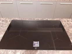 Cucina Modula con penisola Febal con un ribasso imperdibile