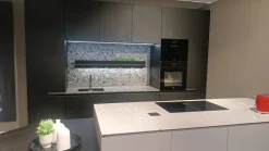Cucina N elle e inside moderna altri colori Cesar con penisola scontata 50%