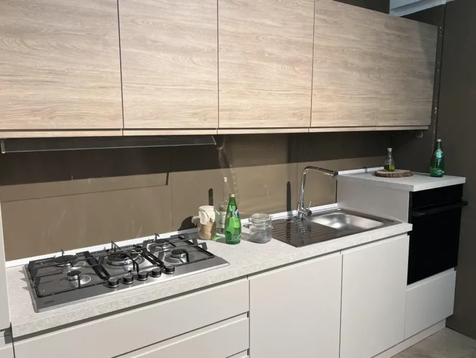 Cucina New kelly lineare Mobilturi con un ribasso imperdibile