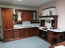 Cucina noce classica ad angolo La cascina Frame