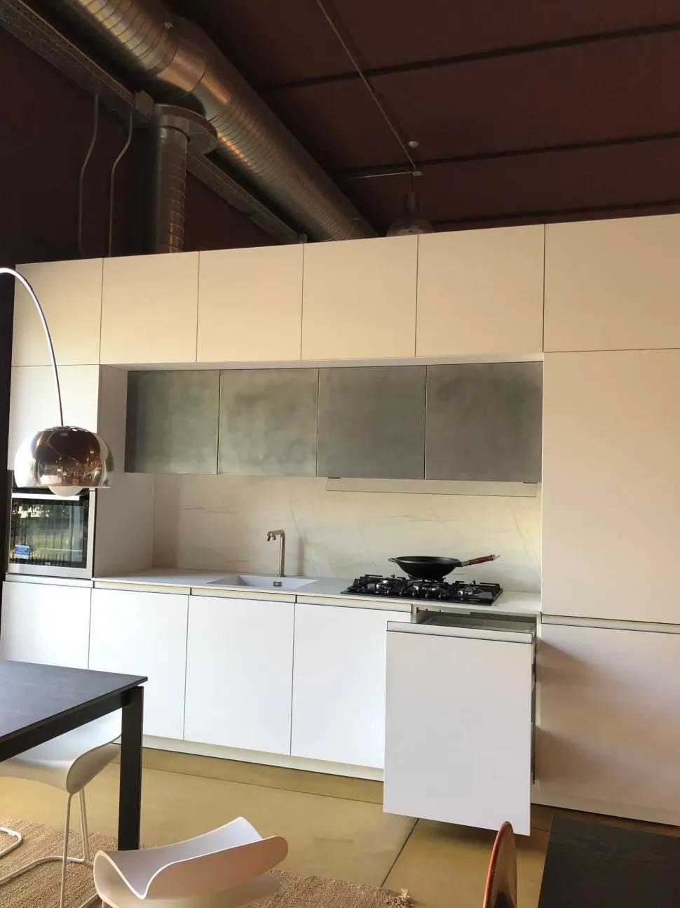 Cucina Nova cucina design lineare bianca in laccato opaco Smart