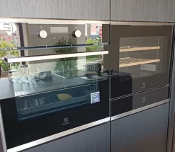 Cucina Obliqua - inspace di Ernestomeda scontata -42%