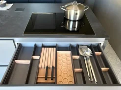 Cucina Obliqua - inspace di Ernestomeda scontata -42%