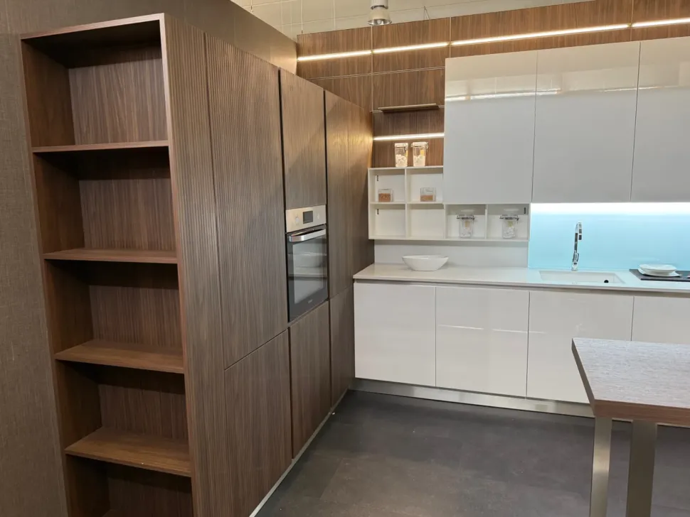 Cucina Oyster con penisola Veneta cucine con un ribasso imperdibile