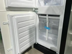 Cucina pop moderna bianca Mobilturi con isola scontata 61%