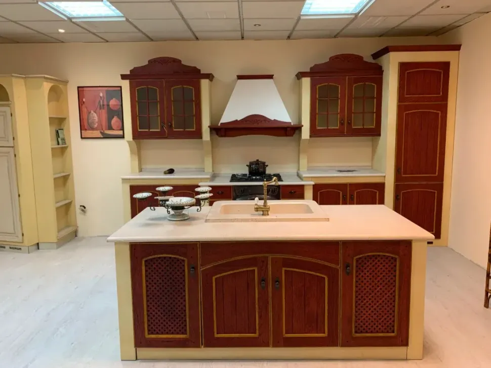 Cucina rossa classica con isola Arrex Morgana