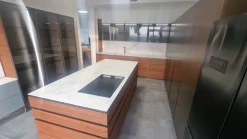 Cucina rossa design con isola Antares Cucina 45* a soli 27200 Euro