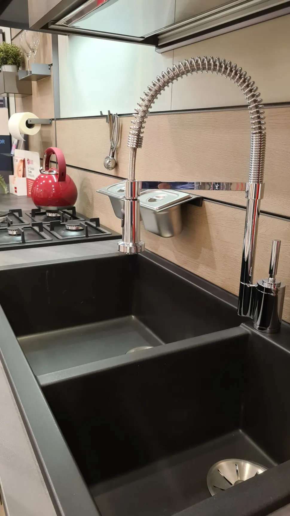 Cucina rovere chiaro moderna con penisola Scavolini Mia a soli 9900 Euro