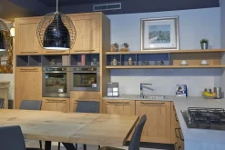 Cucina rovere chiaro moderna con penisola Artigianale Comp 3 telaio rovere a soli 9200 Euro