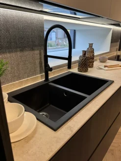 Cucina rovere moro moderna lineare Young Stosa in offerta