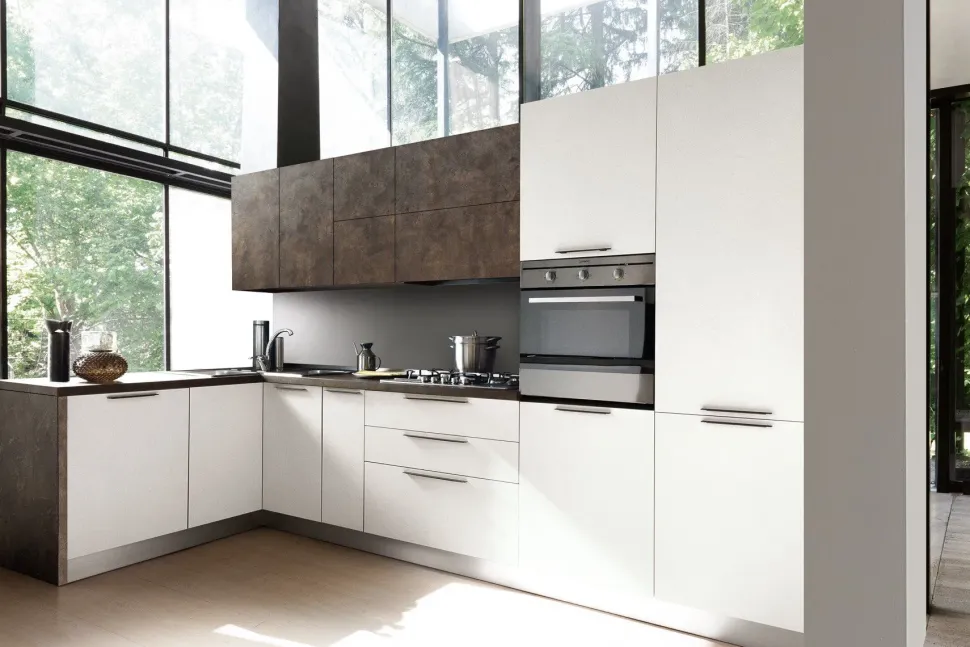 Cucina S75 moderna ad angolo bianca in laminato opaco Cucina mod.city con lavello ad angolo in promo-sconto del 30%