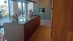 Cucina Scavolini design con isola altri colori in legno Libra