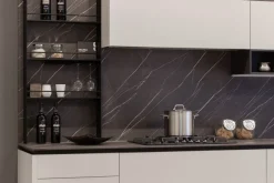 Cucina Scavolini moderna lineare bianca in laminato opaco Delinea