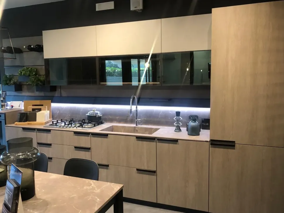 Cucina Scavolini moderna lineare altri colori in laminato materico Mia