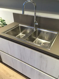 Cucina Scavolini moderna ad angolo rovere chiaro in laminato materico Cucina scavolini liberamente laminato materico