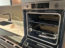 Cucina Stosa moderna con isola altri colori in laccata opaco Metropolis