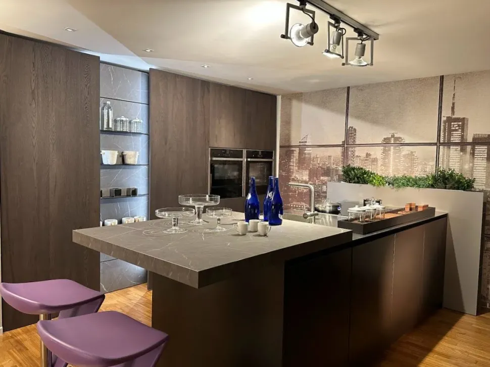 Cucina Time + asia moderna rovere moro Arredo3 con isola scontata 50%