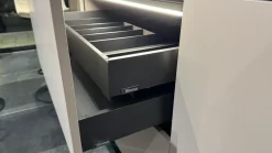 Cucina tortora design con isola Bluna Binova a soli 21900 Euro