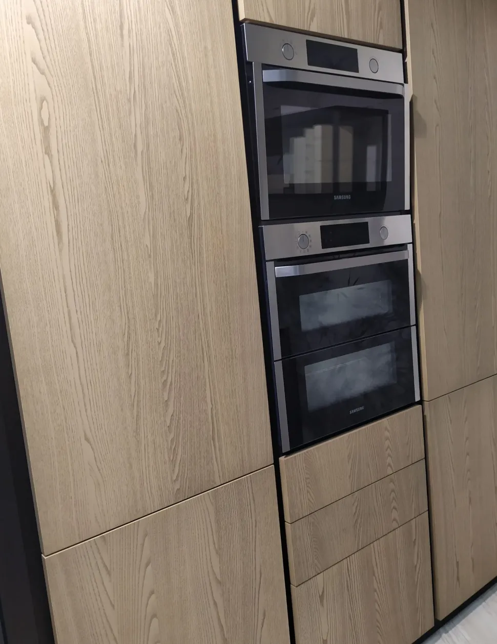 Cucina tortora moderna con penisola Xl Giemme in Offerta Outlet