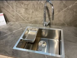 Cucina Veneta cucine design con isola altri colori in laccata opaco Lounge shell