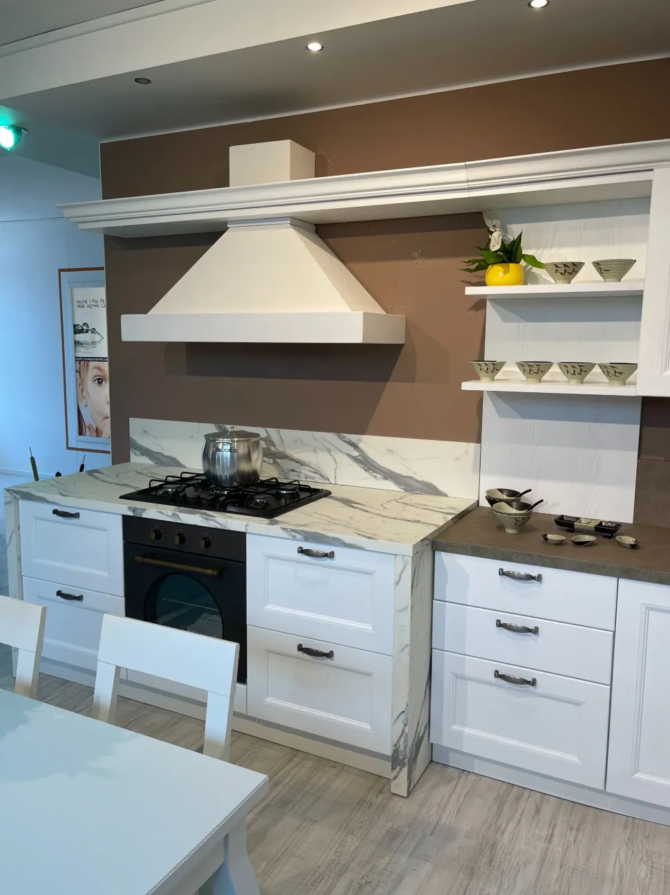 Cucina Venezia classica bianca ad angolo Forma 2000