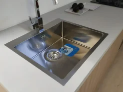 Cucine Gm in laminato materico a -60% in outlet. Prezzi imbattibili!